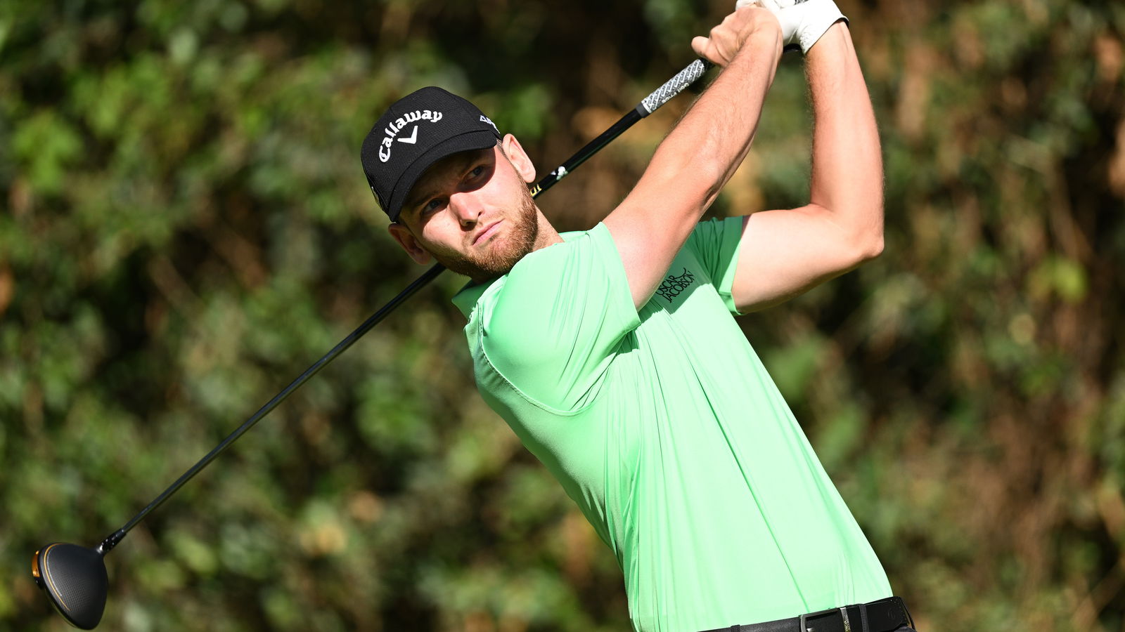 DP World Tour pro holes MONSTER PUTT to lead Kenya Open
